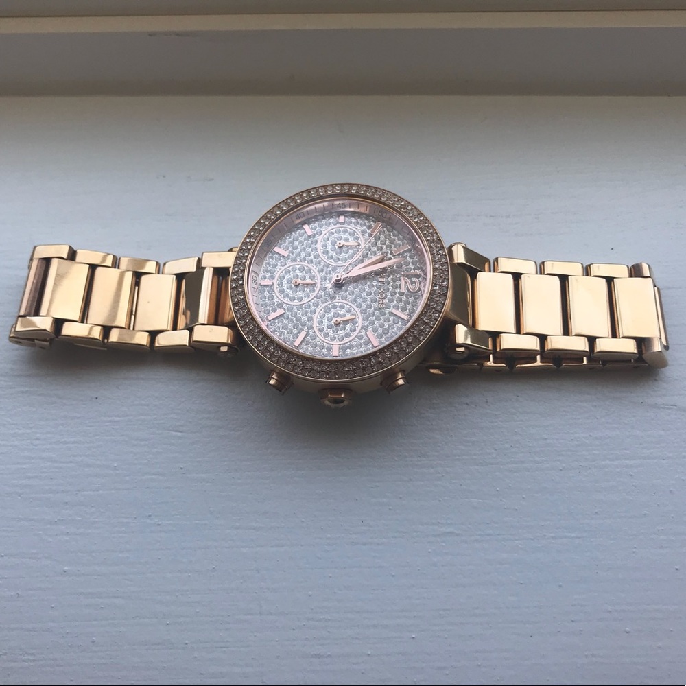 Michael Kors Stainless Steel Rose Gold Watch - Picture 2 of 5